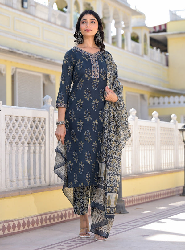 Ethnic Set Women Embroidery Straight Kurta and Pant set with Dupatta