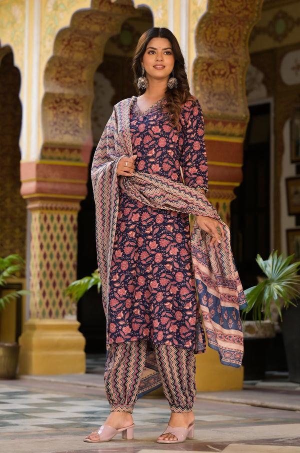 Ehnic Set Women Printed Straight Kurta and Pant set with Dupatta