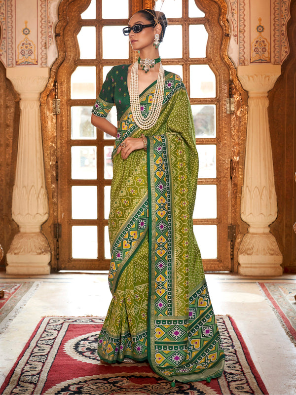 Captivating Green Patola Printed Silk Traditional Saree With Blouse