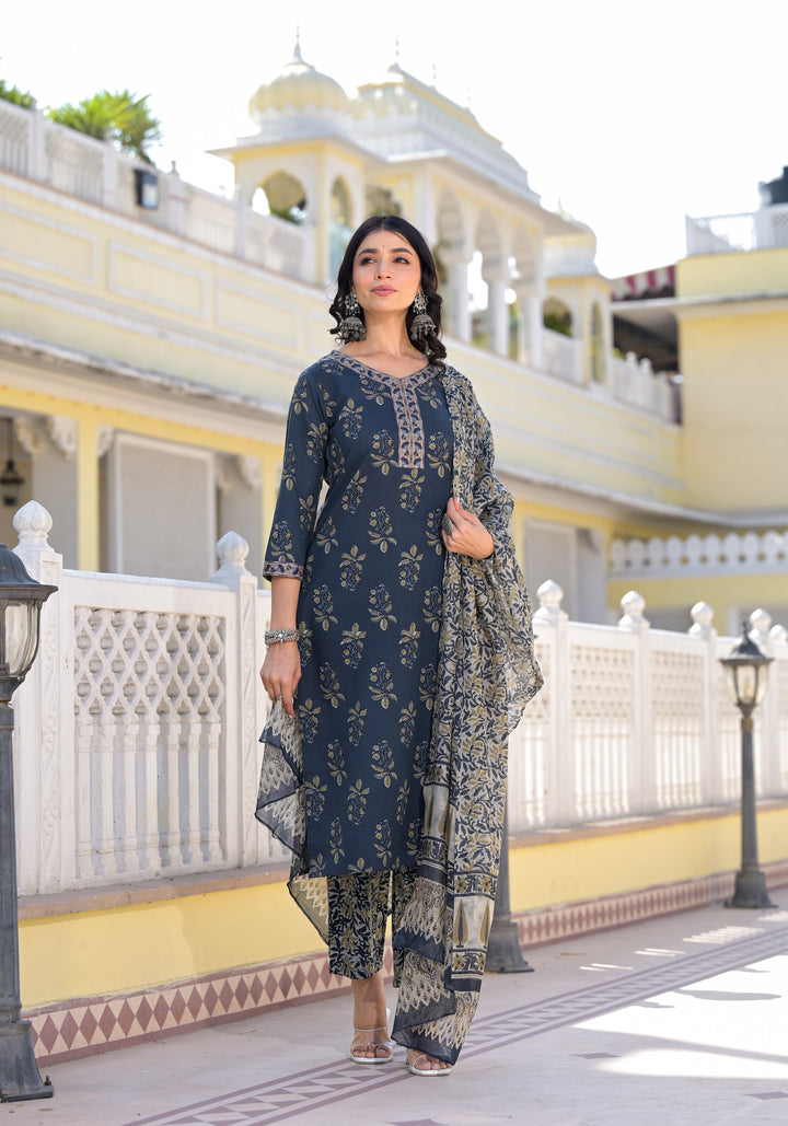 Ethnic Set Women Printed Straight Kurta and Pant set With Dupatta - Ethnic Set