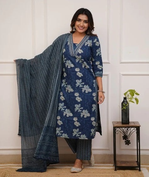 Ehnic Set Women Printed Straight Kurta and Pant set with Dupatta