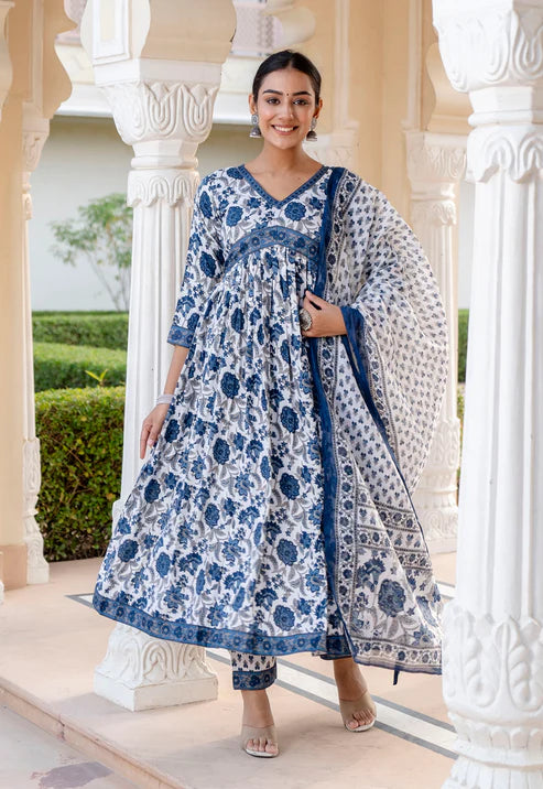 Women Kalamkari Printed Anarkali Kurta and Pant Set With Dupatta